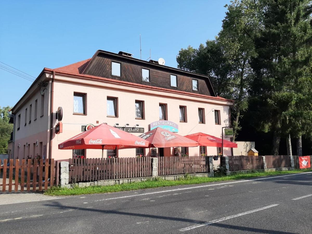 Penzion Restaurace Zatisi Rumburk Exterior photo